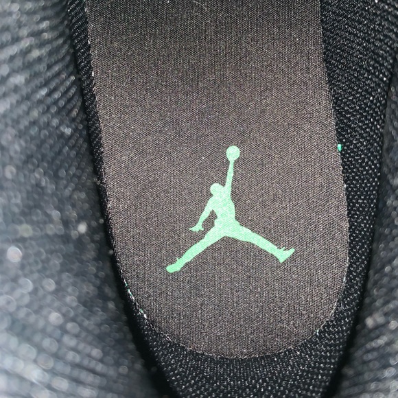 ❌SOLD❌Air Jordan 1 mid lucky green - Picture 6 of 13